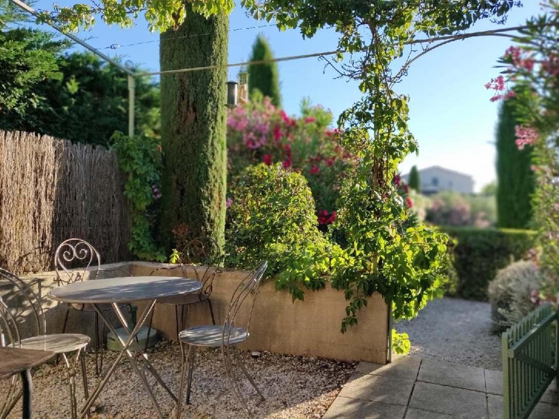 Un Gite En Provence - Les Jardins De Fontanille Saint-Rémy-de-Provence Zewnętrze zdjęcie